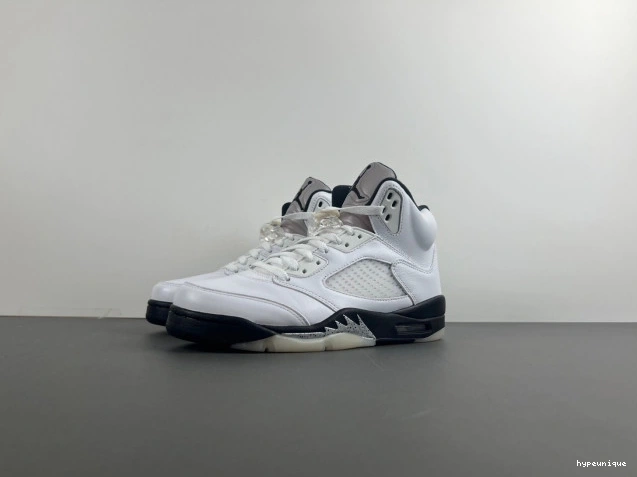 HYPE RETRO 5 BLACK' 'WHITE DD0587-110 AIR JORDAN 0823